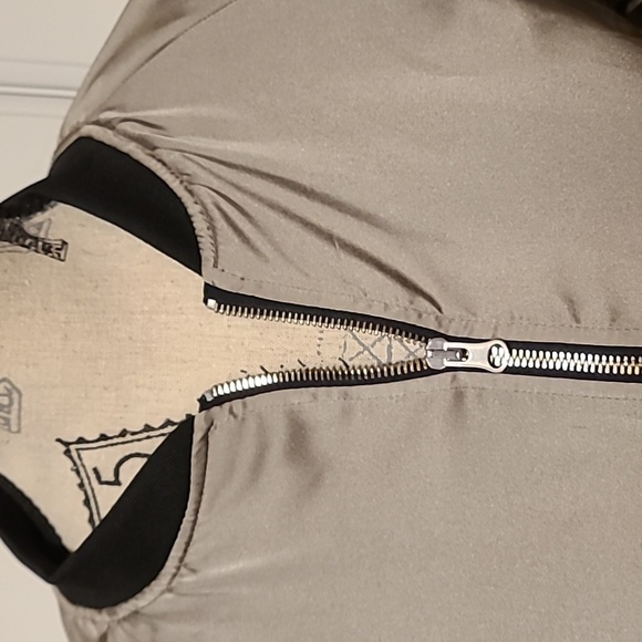 Cropped Zara Olive Green Jacket - Picture 3 of 9